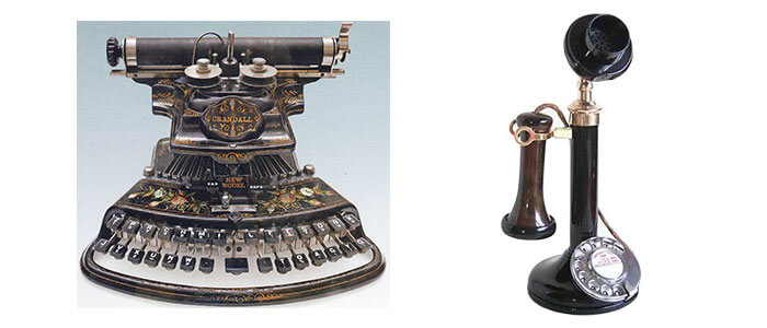 Antique-typewriter-and-telephone